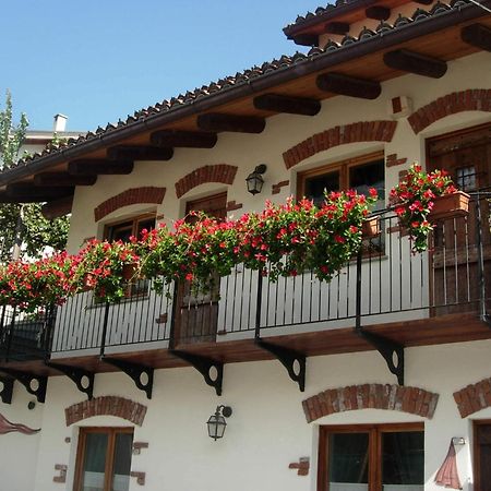 Le Village Montjovet Ngoại thất bức ảnh
