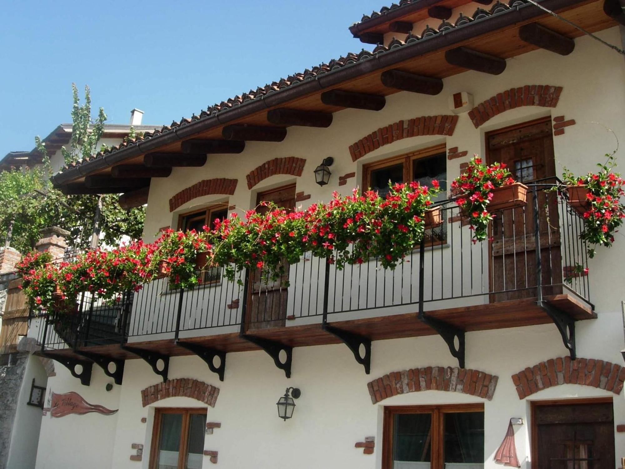 Le Village Montjovet Ngoại thất bức ảnh
